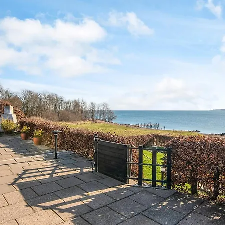 4 Star In Juelsminde Sonderby (Midtjylland)
