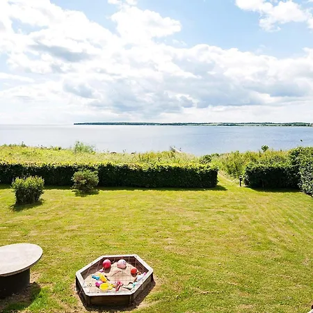 4 Star In Juelsminde Sonderby (Midtjylland)