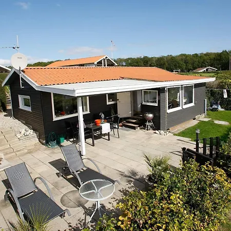 4 Star In Juelsminde Sonderby (Midtjylland)